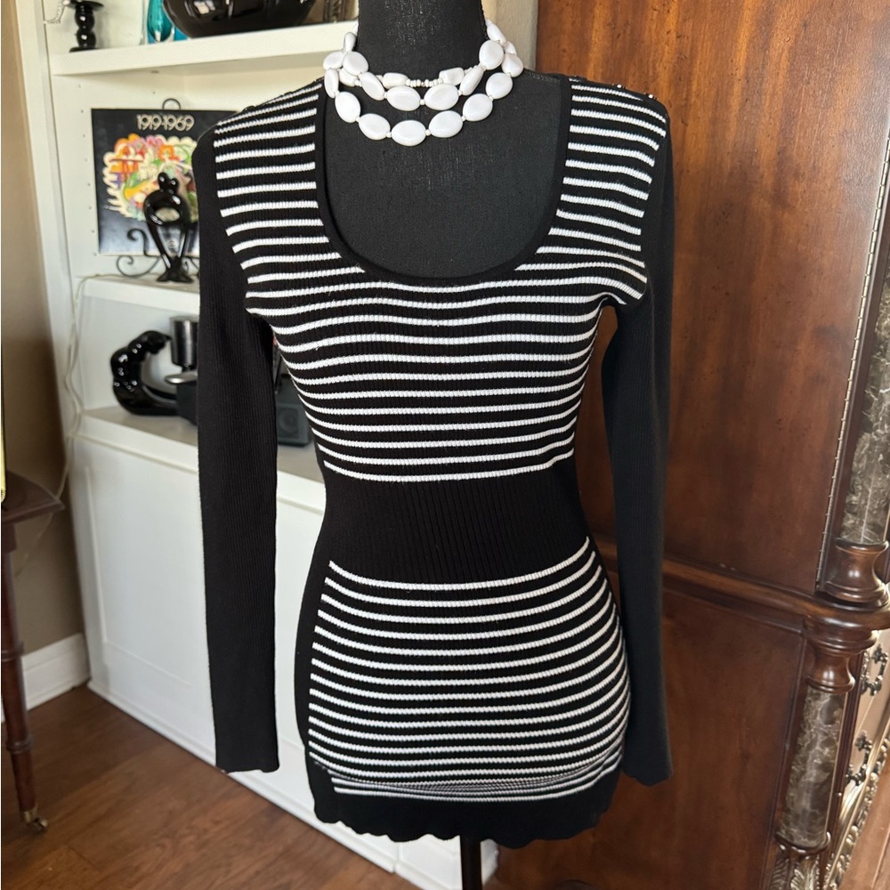 Cache Black and‎ White Stripe Sweater
